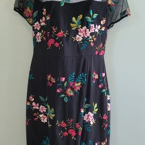 Designer Embroidered Bkack & Floral Coctail Dtess Size 10